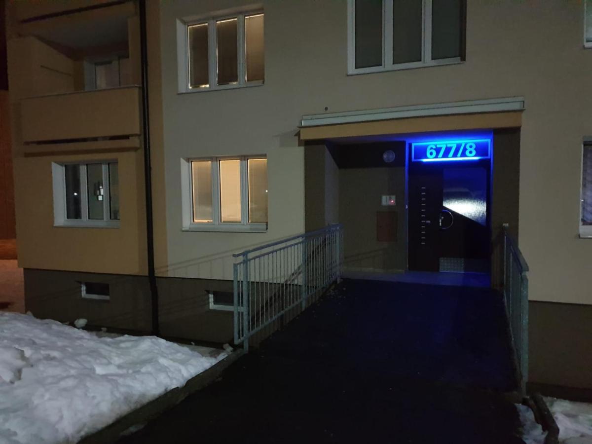 Family Apartman Kovarska Exterior photo